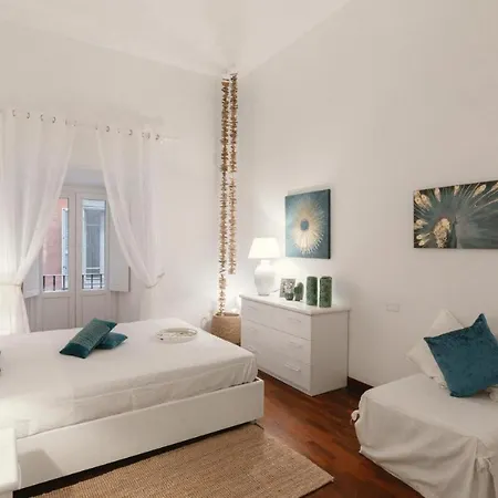 Via Frattina Apartment *