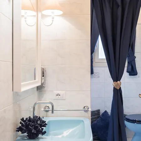 Via Frattina Apartment *