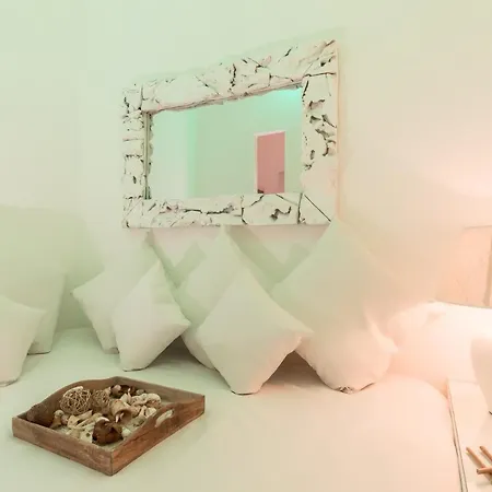 Apartment Via Frattina *